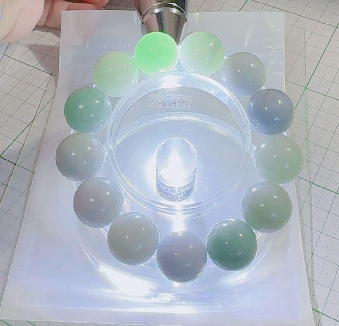 R2-02977天然本翡翠《本物保証》 翡翠ブレスレット18cm 大粒17.2