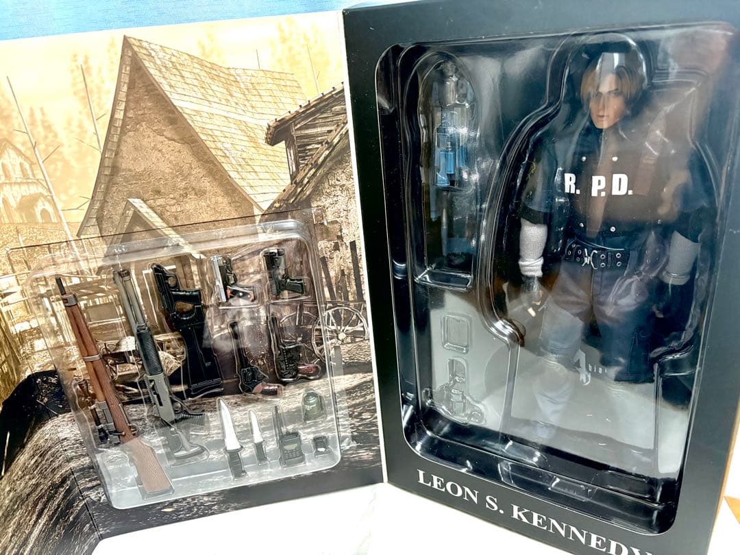 【未開封】バイオハザード4　1/6スケールフィギュア　レオン(RPD Ver) 楽天市場】1/6 HOT TOYS ホットトイズ バイオハザード4 レオン・S