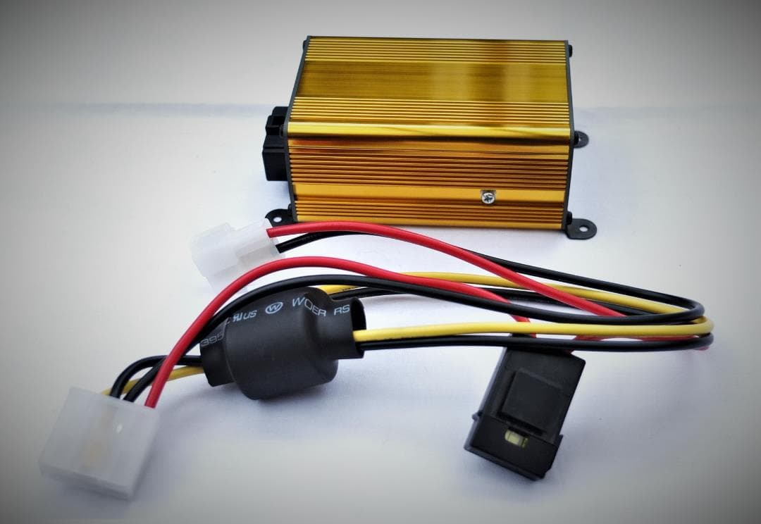 DC-DCアップバーター9V～13.5V⇒13.8V 安定化電源AM小型軽量！