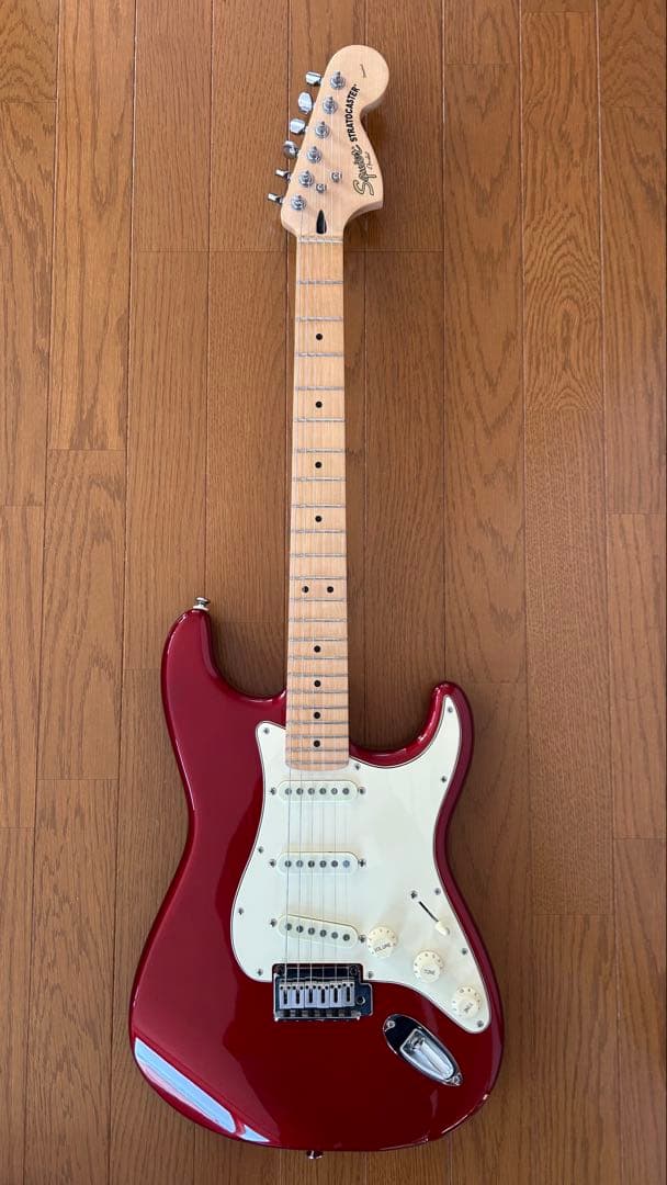 Squirt スクワイア ストラトキャスター 美品 ケース付き Squier by Fender Affinity Series Stratocaster 3-Color Sunburst