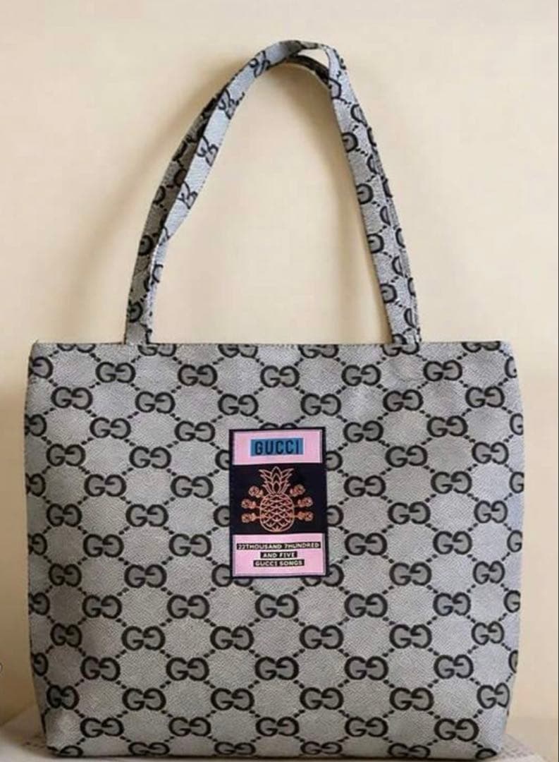 最安値 新品未使用 タグ付き GUCCIロゴキャンバストートバッグ - メルカリ