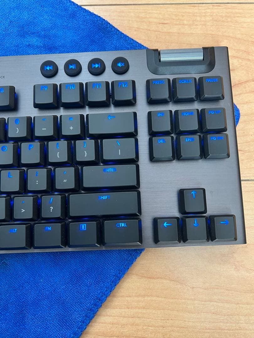2台 Logitech G915 TKL ゲーミングキーボード ワイヤレス