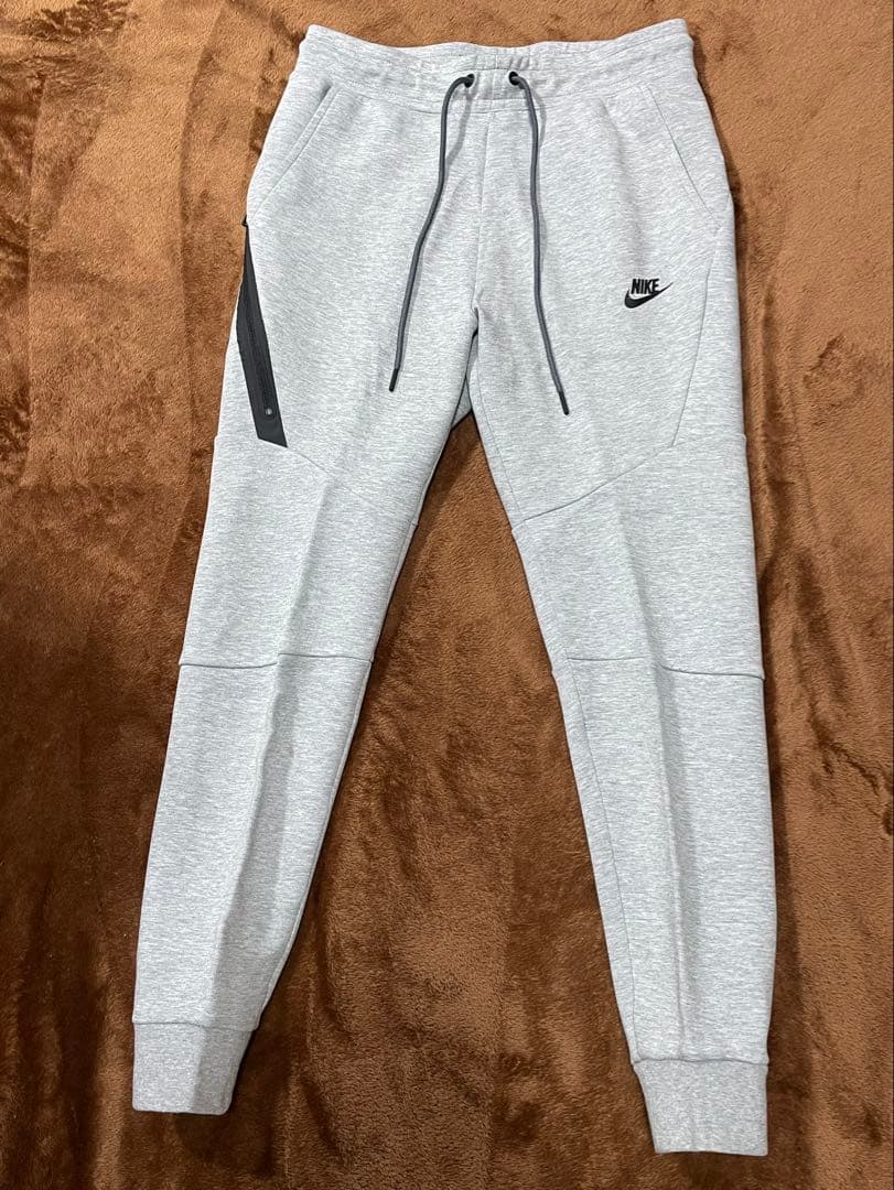 ナイキ グレー メンズ S セットアップ テックフリース 12 - メルカリ