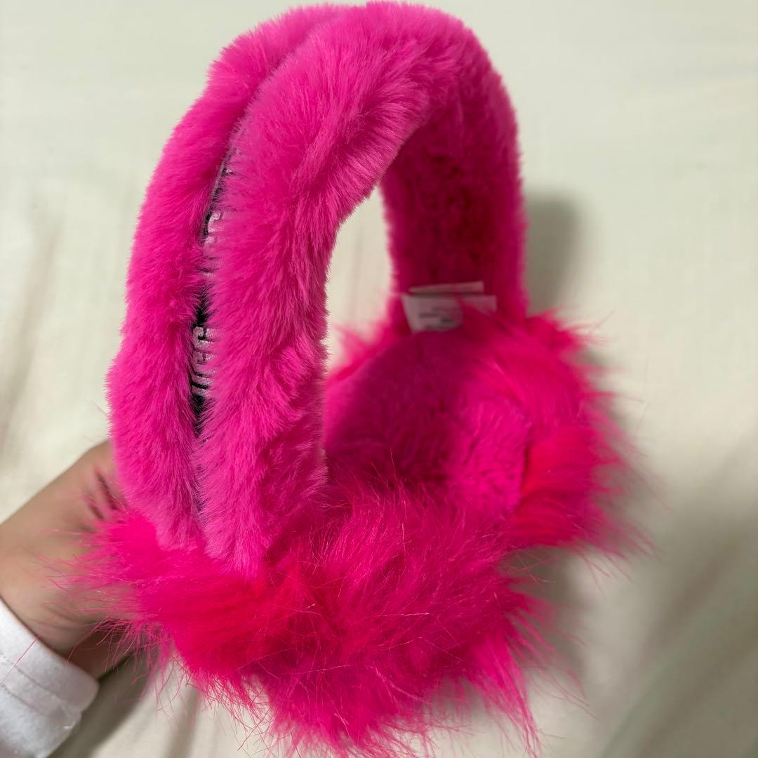 UGG アグ イヤーマフ ピンク - メルカリ