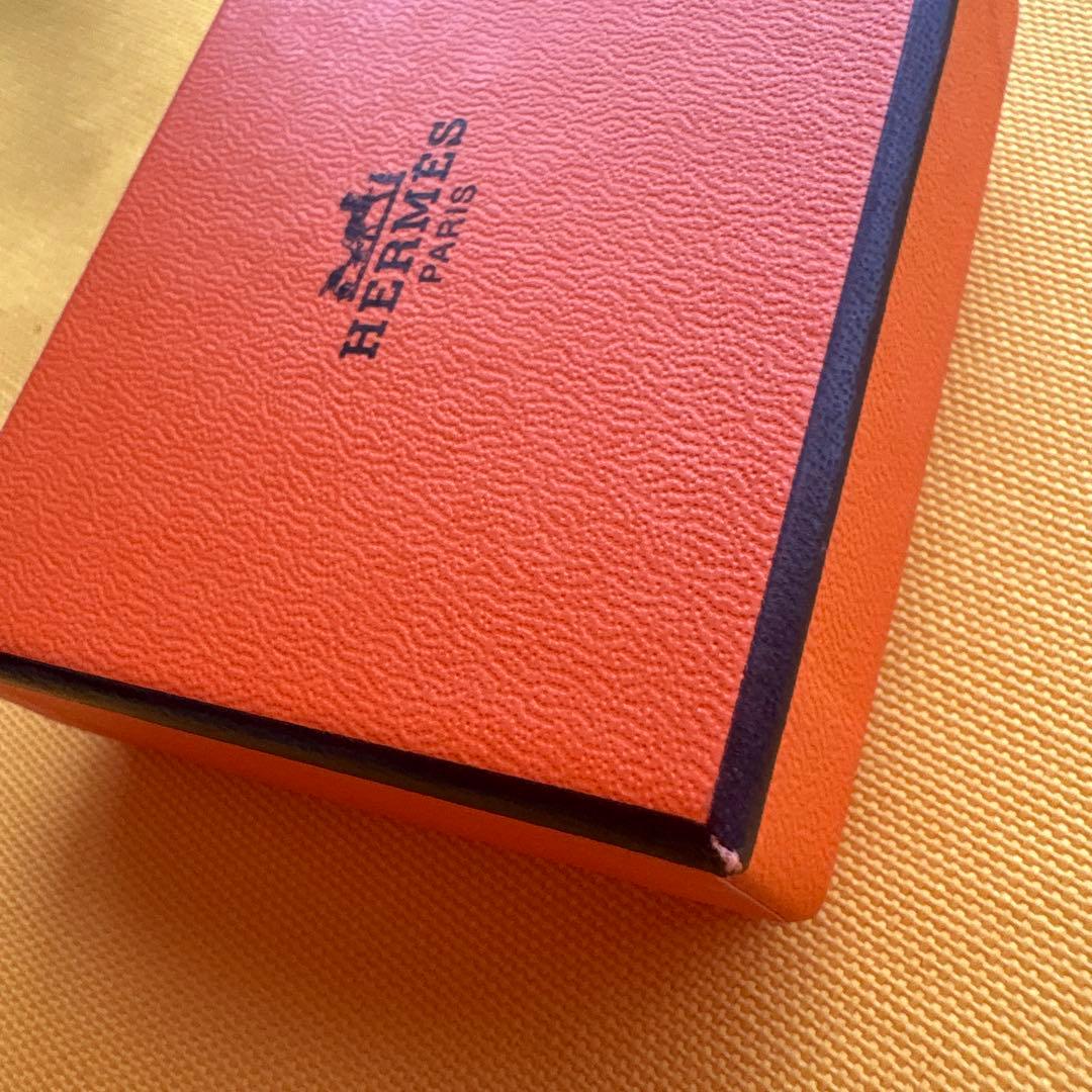 USEDエルメス手袋ホルダー箱付き匿名配送 - メルカリ