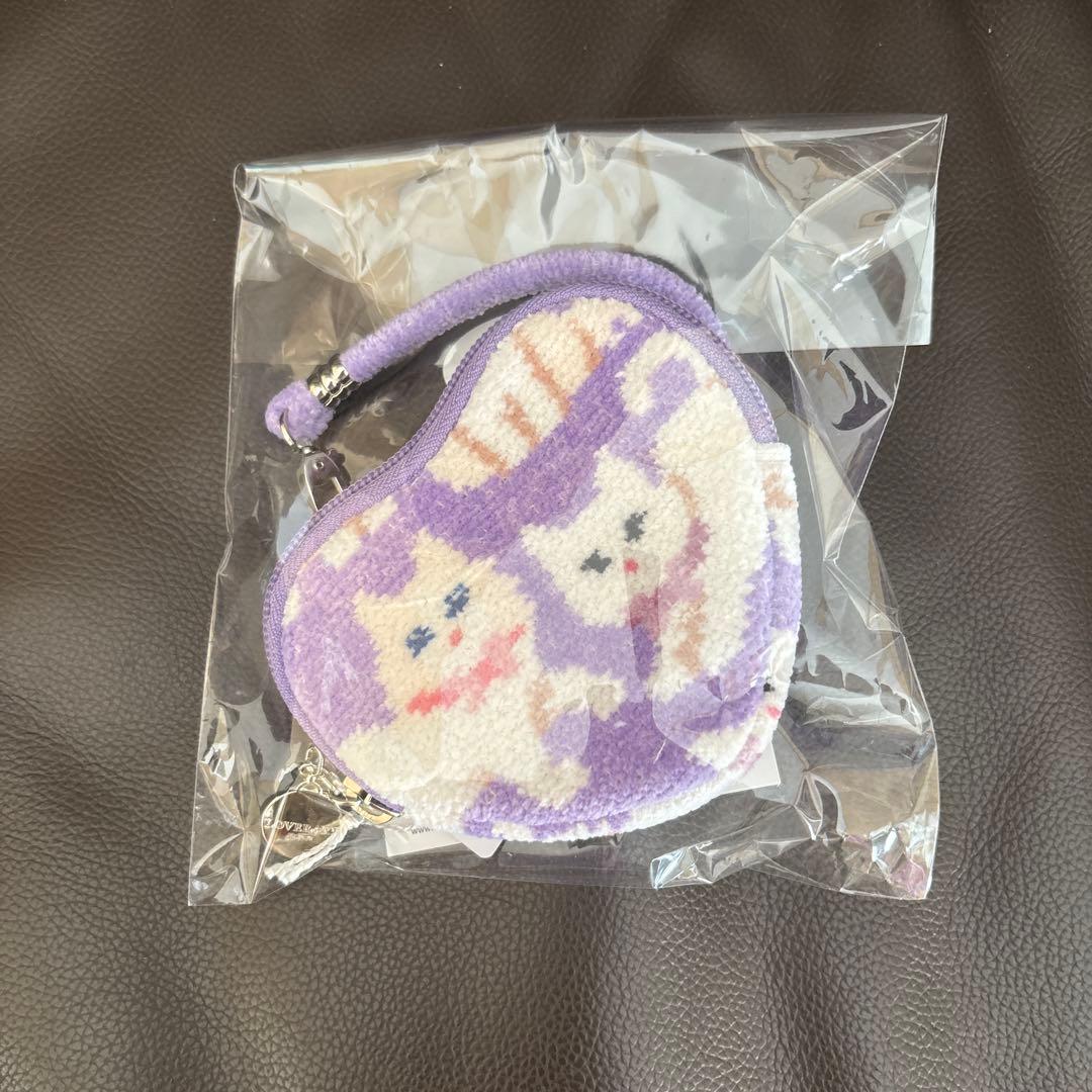 フェイラー モフモフネコチャン ハート型ポーチ パープル - メルカリ