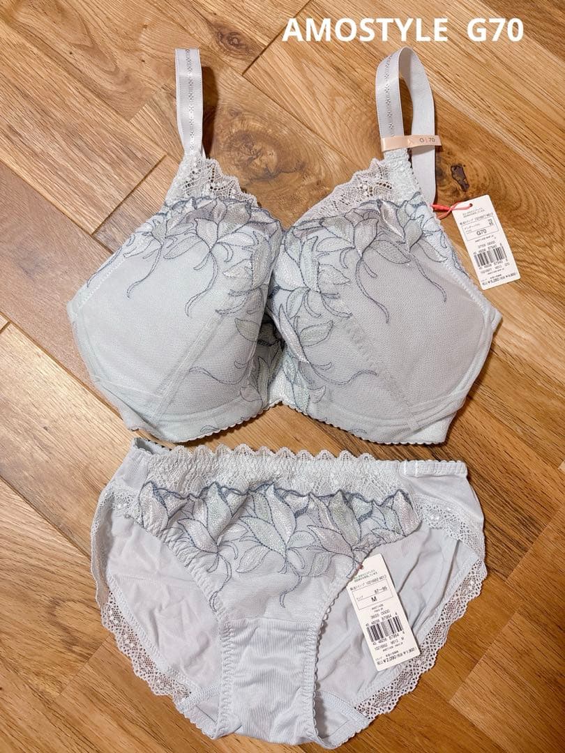 新品 AMOSTYLE ブラショーツセット - メルカリ