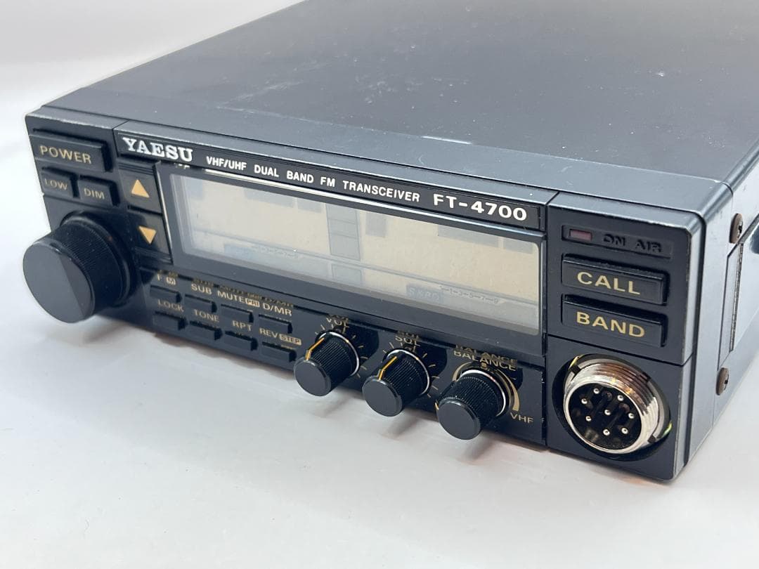 YAESU FT-4700 デュアルバンドFM受信機 YAESU FT 4700 デュアルバンド