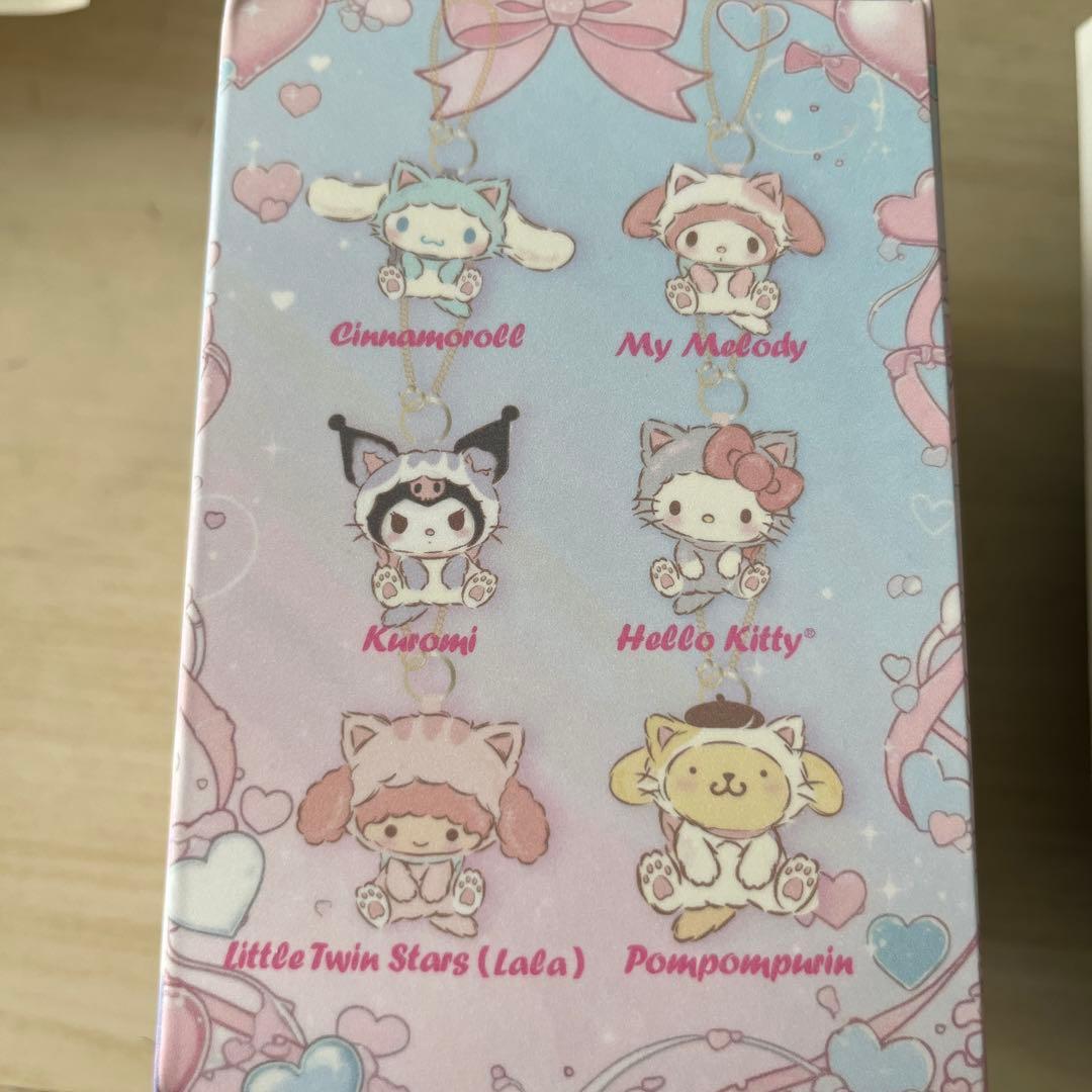 サンリオ Peek-a Meow サプライズボックス