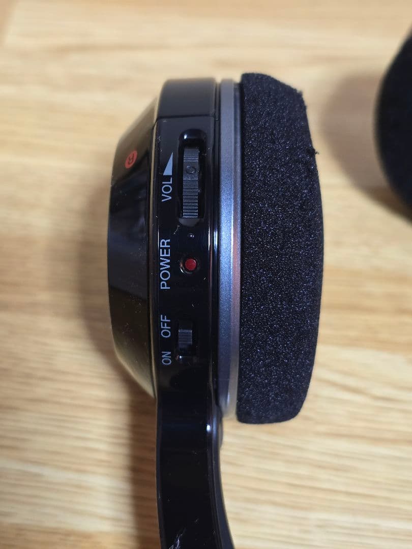 1611 SONY ワイヤレスヘッドホン 充電スタンド付き