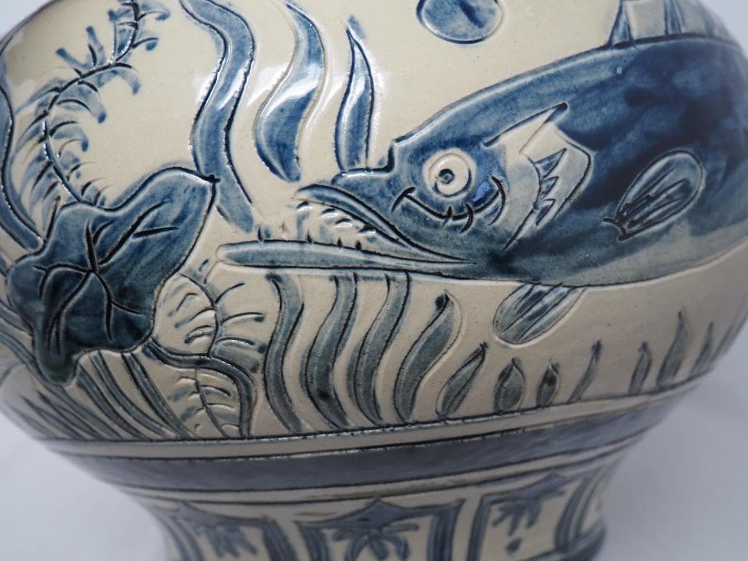 やちむん　魚文花瓶　沖縄　-SO