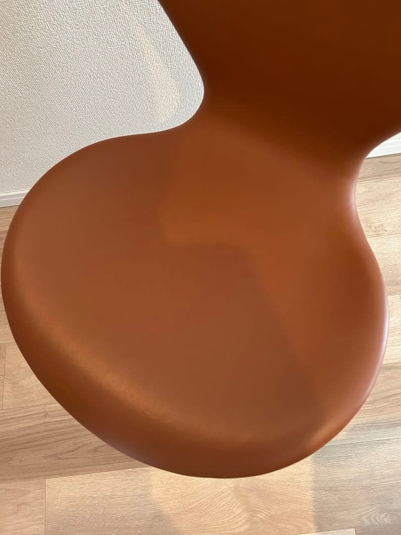 セブンチェア オフィスチェア フルパディング エッセンシャルレザー