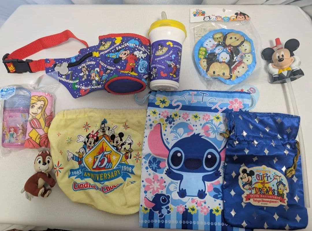 ディズニーグッズまとめ売り（おまけ付き）