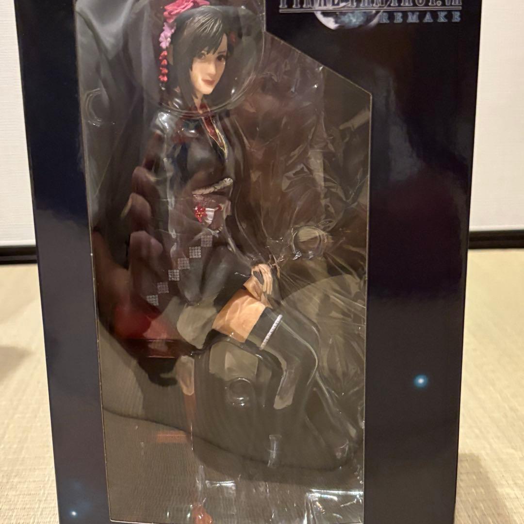 バス　　　　　　　　　 ファイナルファンタジー7 ティファ　フィギュア