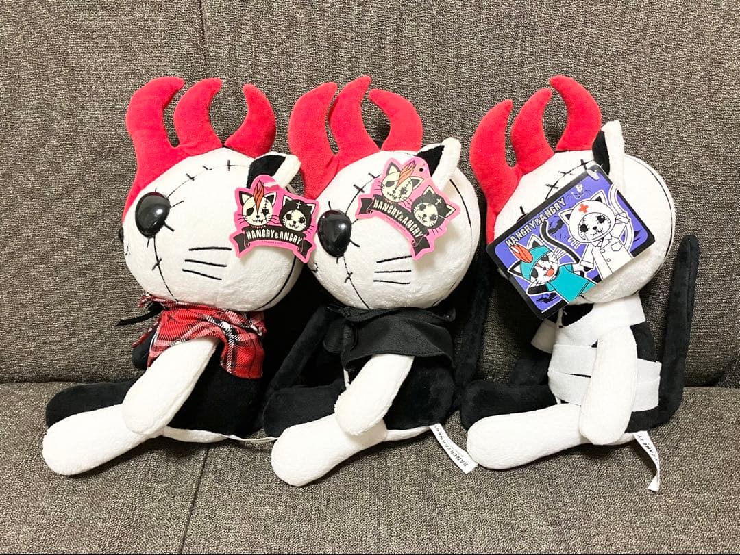 h.naoto HANGRY&ANGRY ぬいぐるみ キーホルダー 缶バッジ
