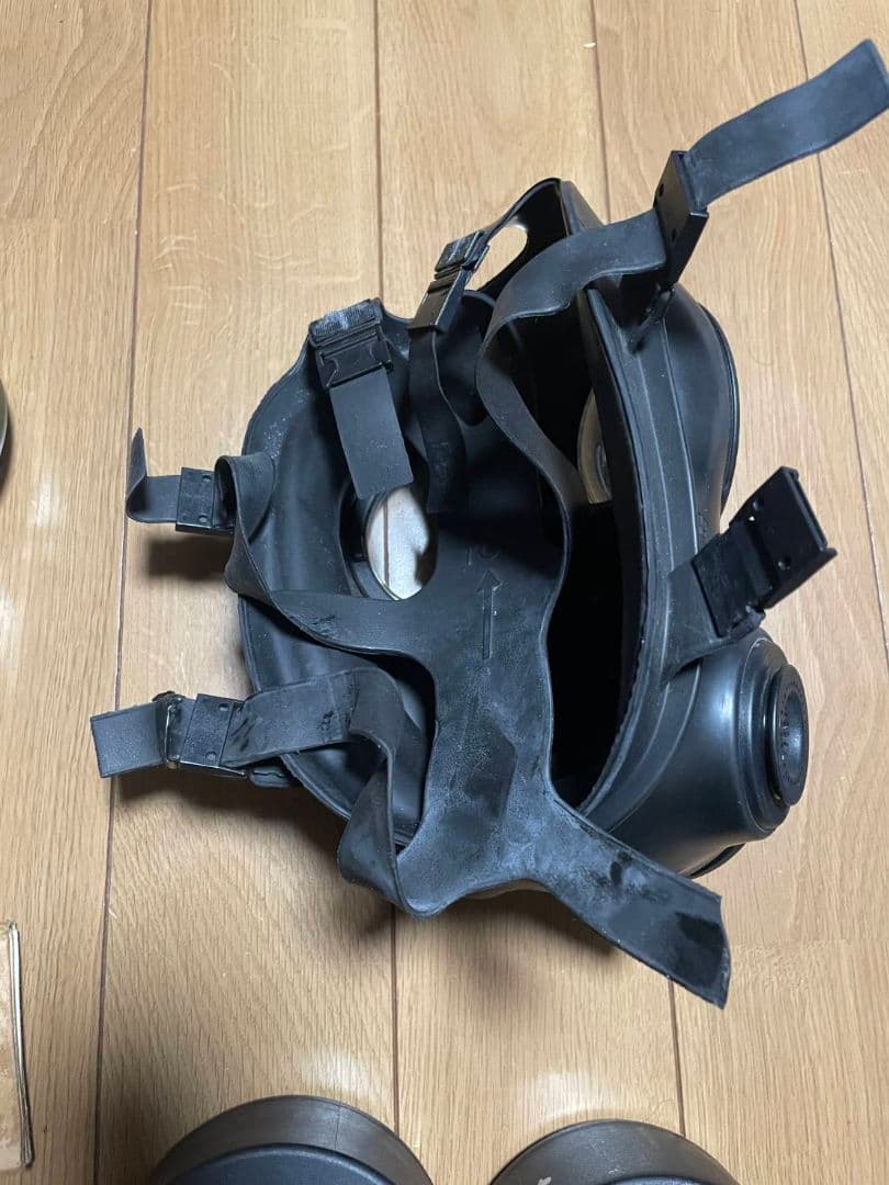 最終値下げ 早い者勝ち イギリス軍 S10 ガスマスク一式 - メルカリ