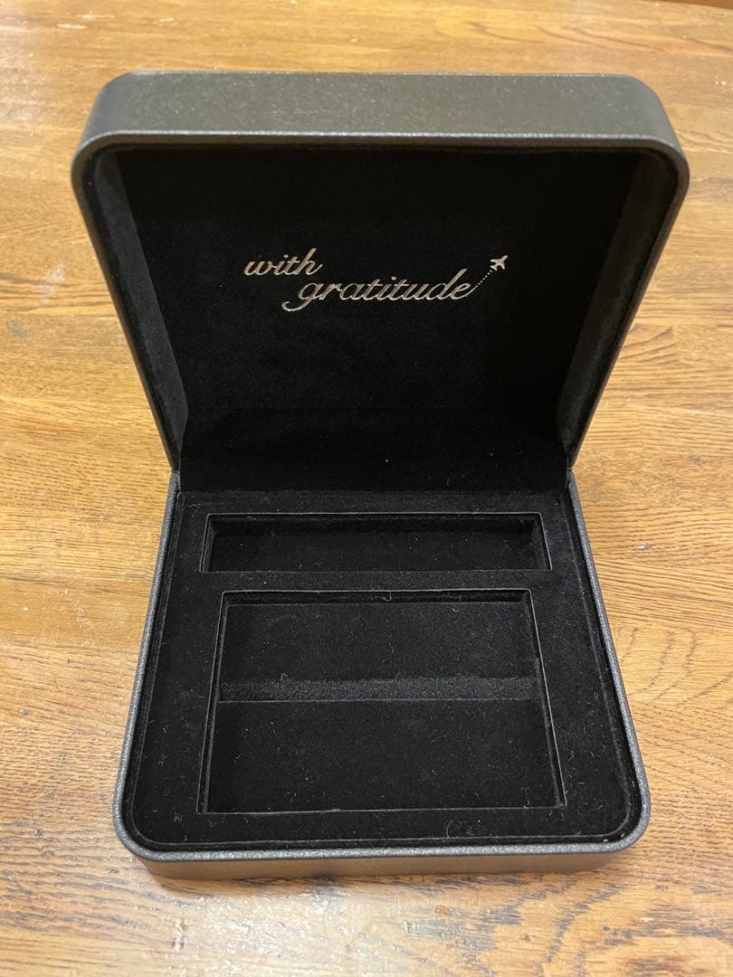 新品未使用】ANA Million Miler ネームタグ 50万マイル専用箱 - メルカリ