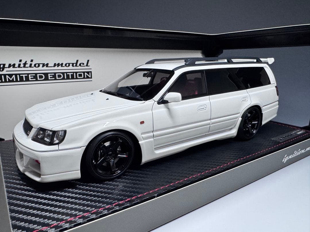 IG 1/18 日産 ステージア 260RS WGNC34 ホワイト RB26