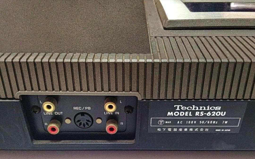 早い者勝ち！ 大人気！ オーディオ機器 カセットデッキ RS-620U 中古品