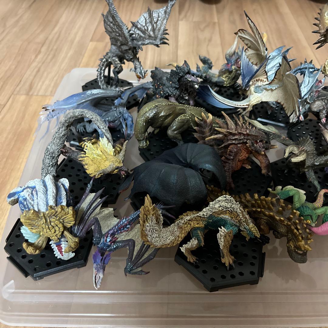 モンスターハンター カプコン フィギュア