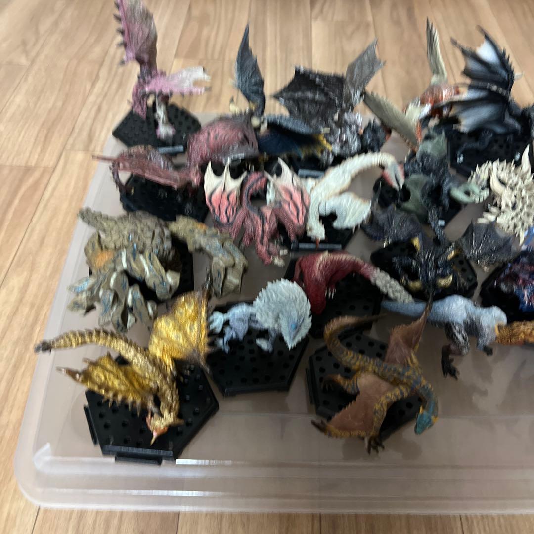 モンスターハンター カプコン フィギュア