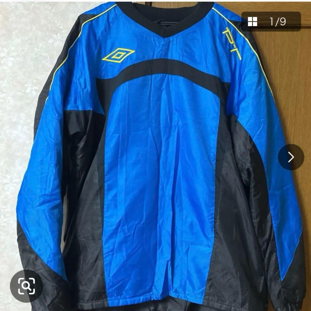 ピステ　サッカー　中綿あり　ブルー　ブラック umbro 【防風・はっ水】【中綿】ジュニア用インシュレーションピステ