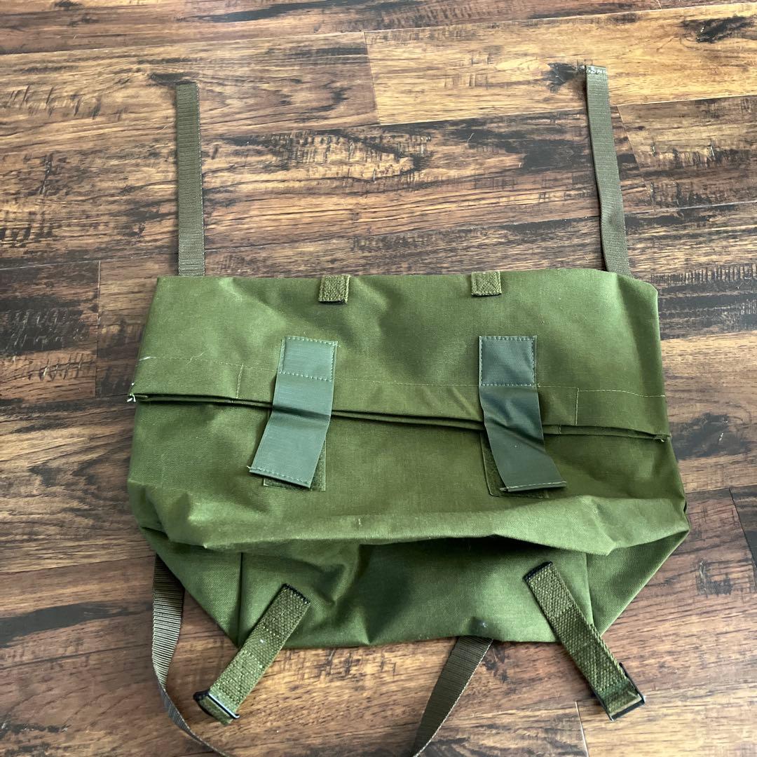 オリーブグリーン メッセンジャーバッグ キャンバス - メルカリ