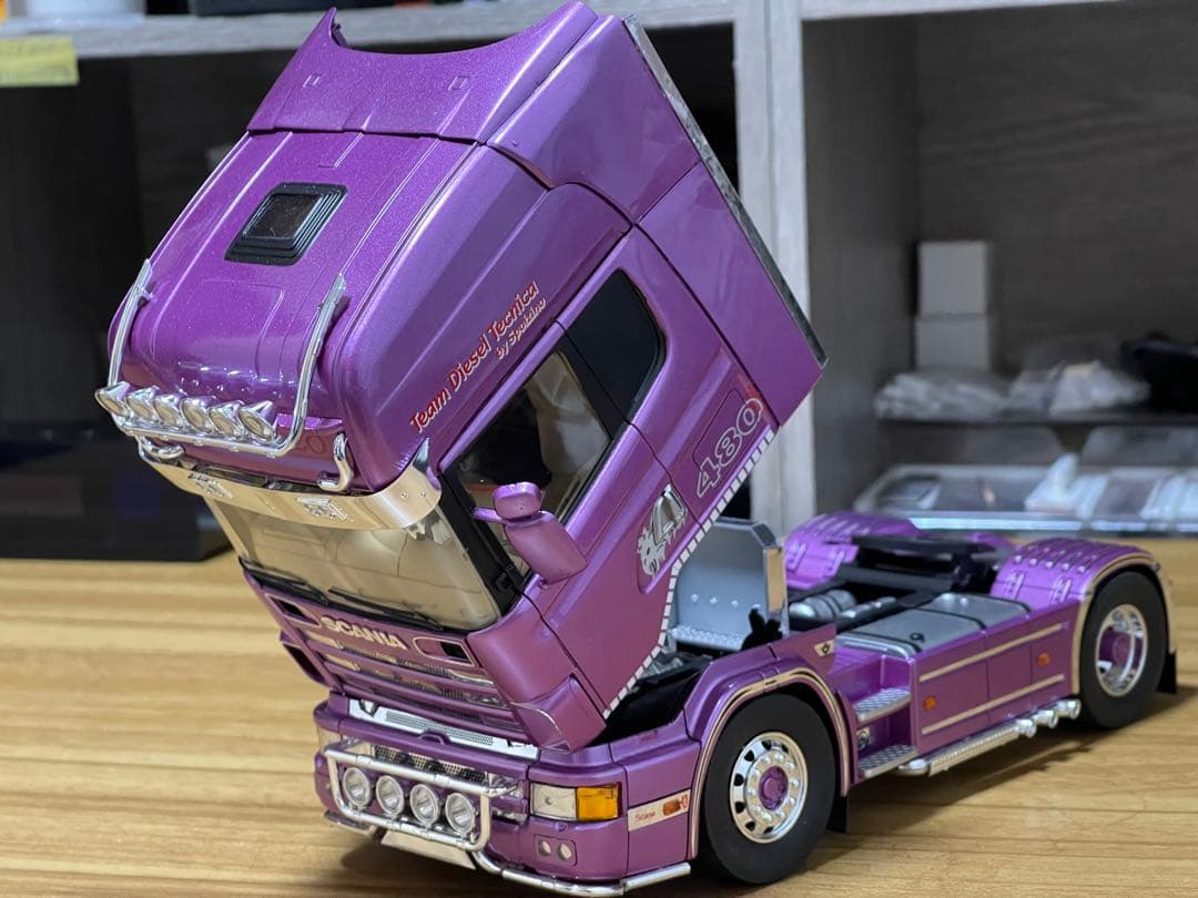 デコトラ‼️1/24 イタレリ製・旧型スカニア・トレーラーヘッド完成品‼️
