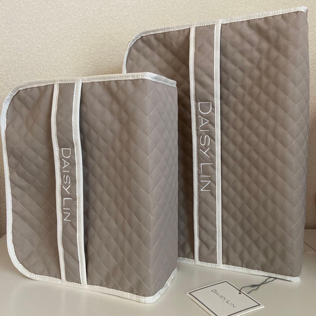 ♡極美品♡ FOXEY 今年購入 完売 希少 トラベルポーチ デイジー