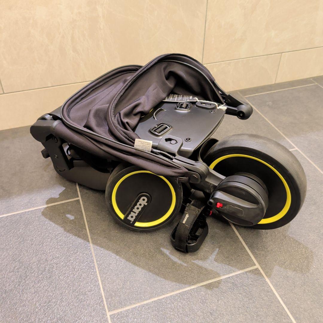 折りたたみ式三輪車 Liki trike リキトライク ミッドナイトエディション