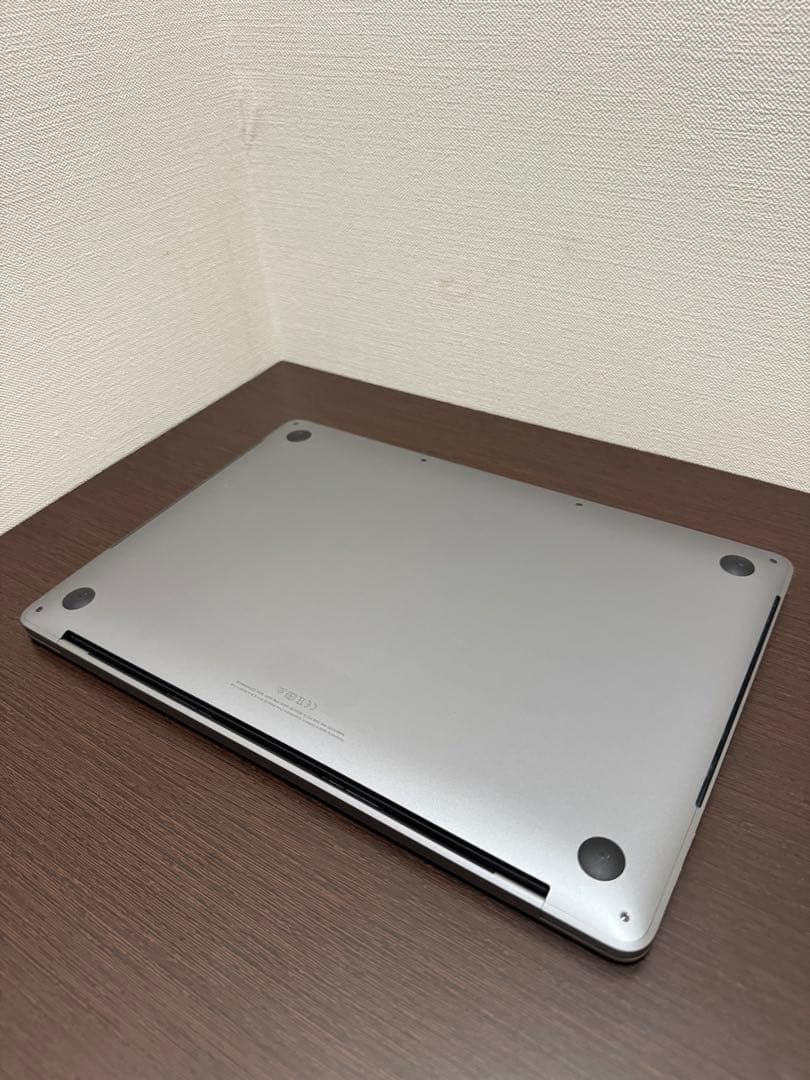 美品 Apple MacBook Pro 13インチ 元箱 CAD&3D設計 - メルカリ