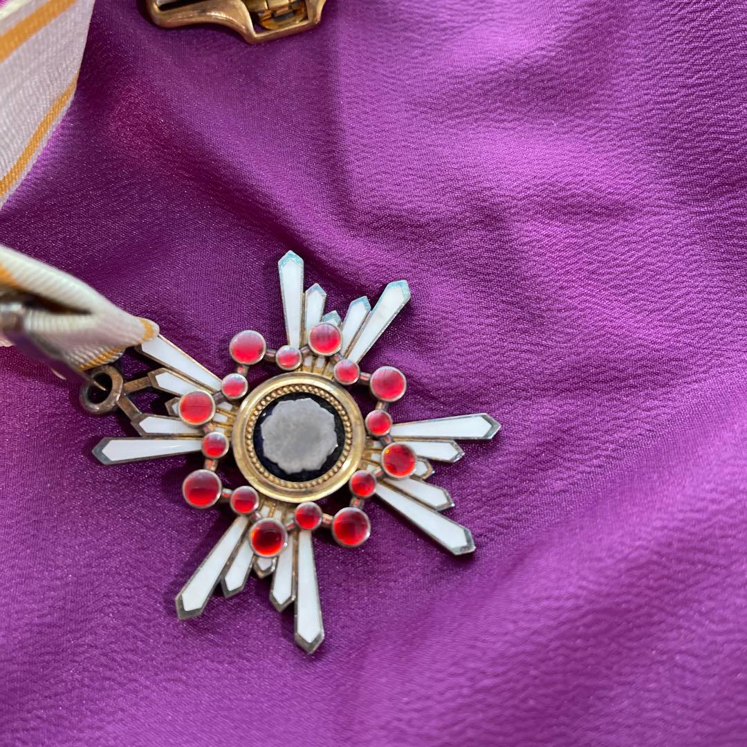 勲三等瑞宝章（箱付） 旧日本軍 - メルカリ