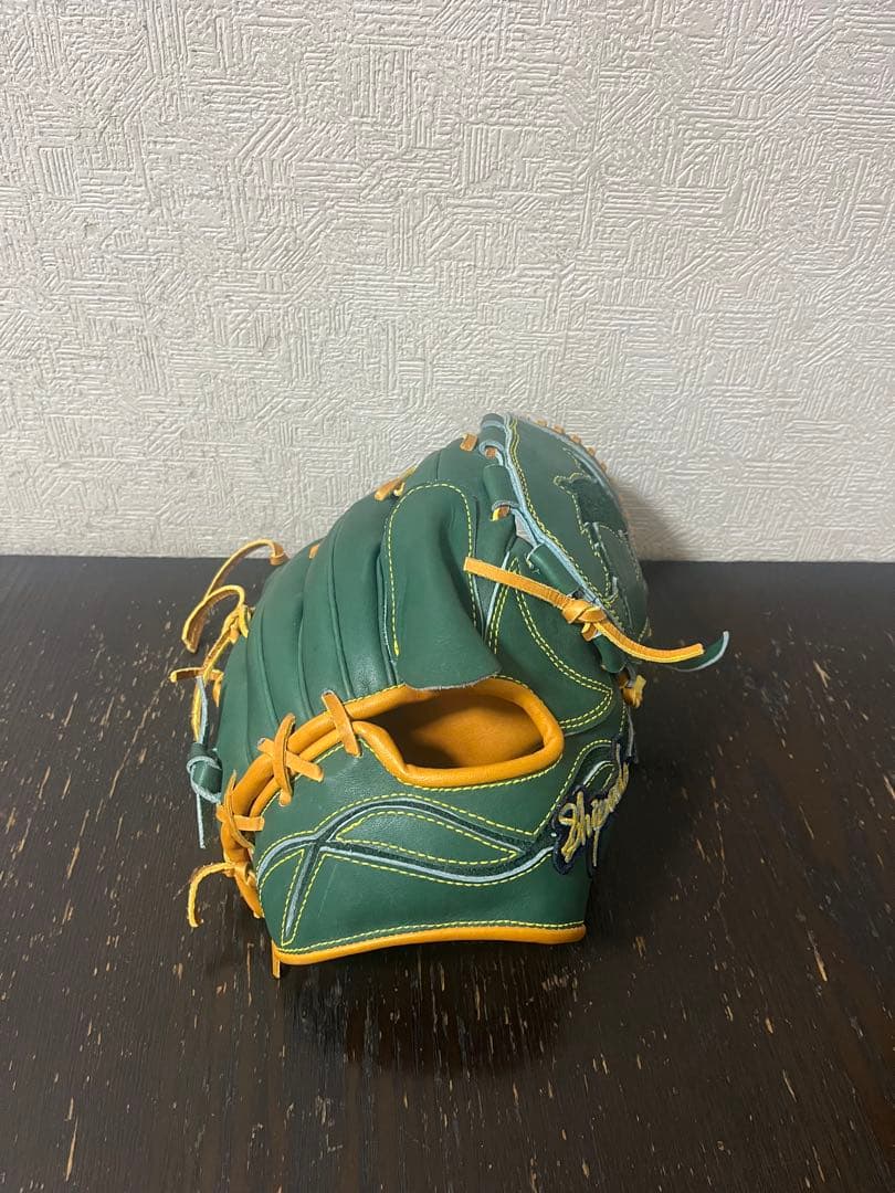 SHIPADO シパド　硬式オーダーグローブ投手用 初入荷の硬式用グローブ！Shipado（シパド）ってどんなメーカー