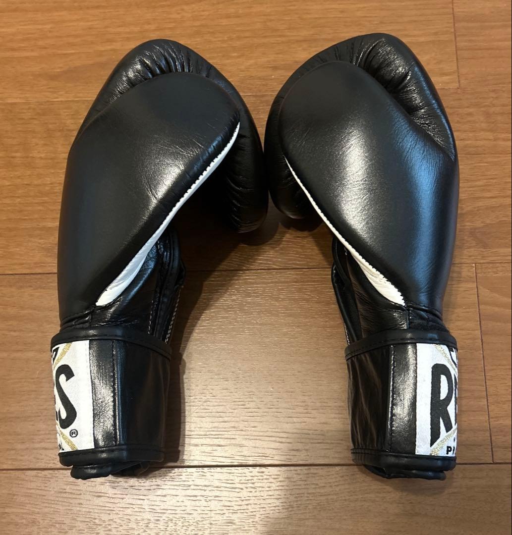 ほぼ新品】REYES 8ozレイジェス ボクシング グローブ ブラック 黒