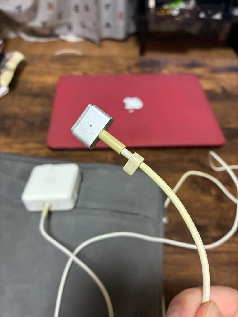 美品】MacBook Air 2017 13インチ / 充放電171回 - メルカリ