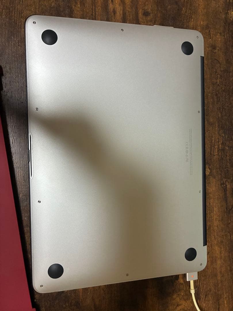 美品】MacBook Air 2017 13インチ / 充放電171回 - メルカリ