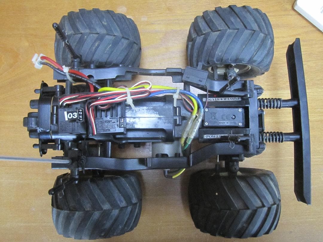 ラジコンカー 送料込み 価値がわからないので土曜日までの特別特価