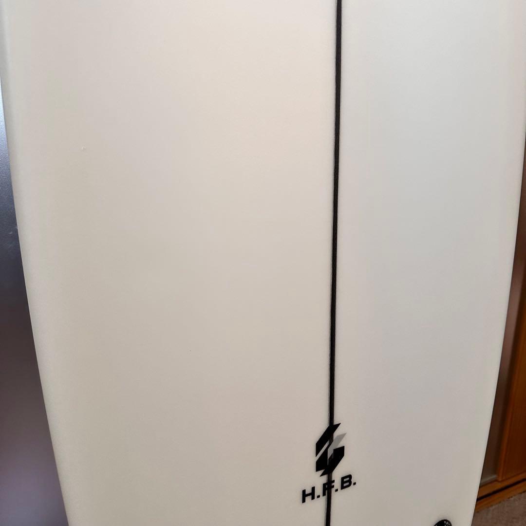 美品】EPS 6.8 サーフボード FCS2 ハンナファーム HFB P5 - メルカリ