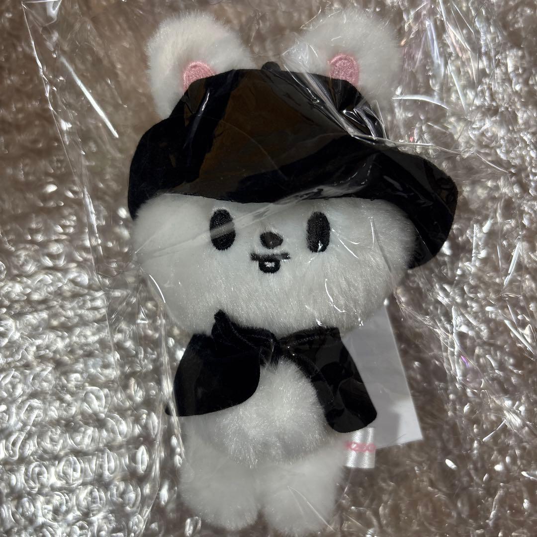 StrayKids スキズ SKZOO COSTUMEPLUSH リービット - メルカリ