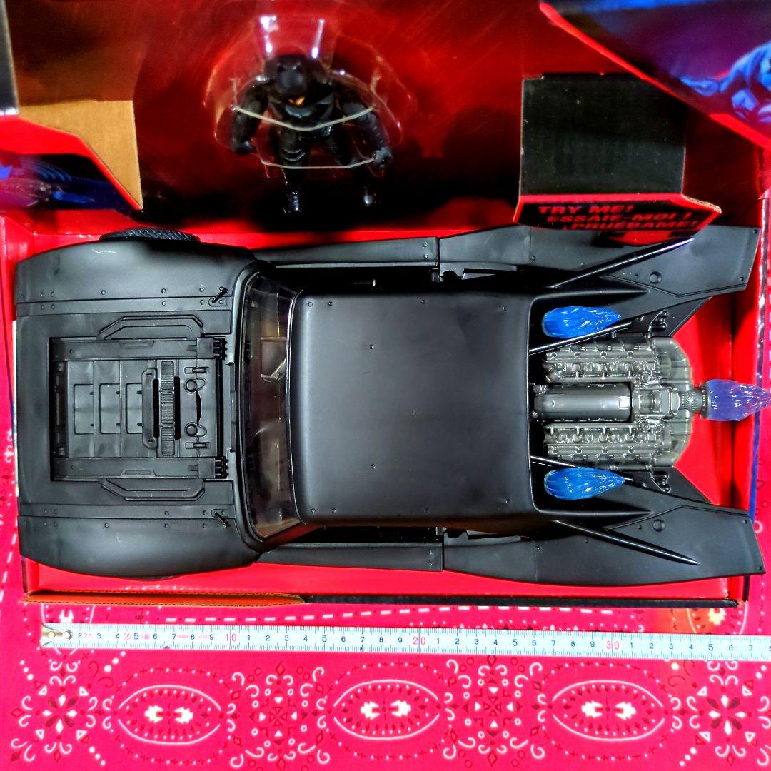 THE BATMAN　／♦ バットモービル 【新品／未使用】