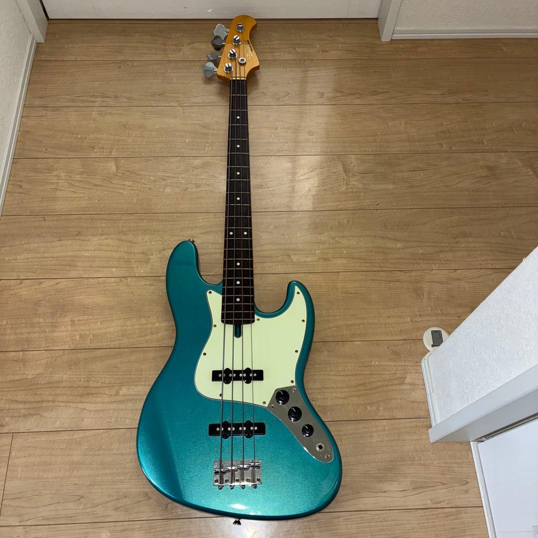 初期ロゴ バッカス ユニバースシリーズ ジャズベースタイプベース