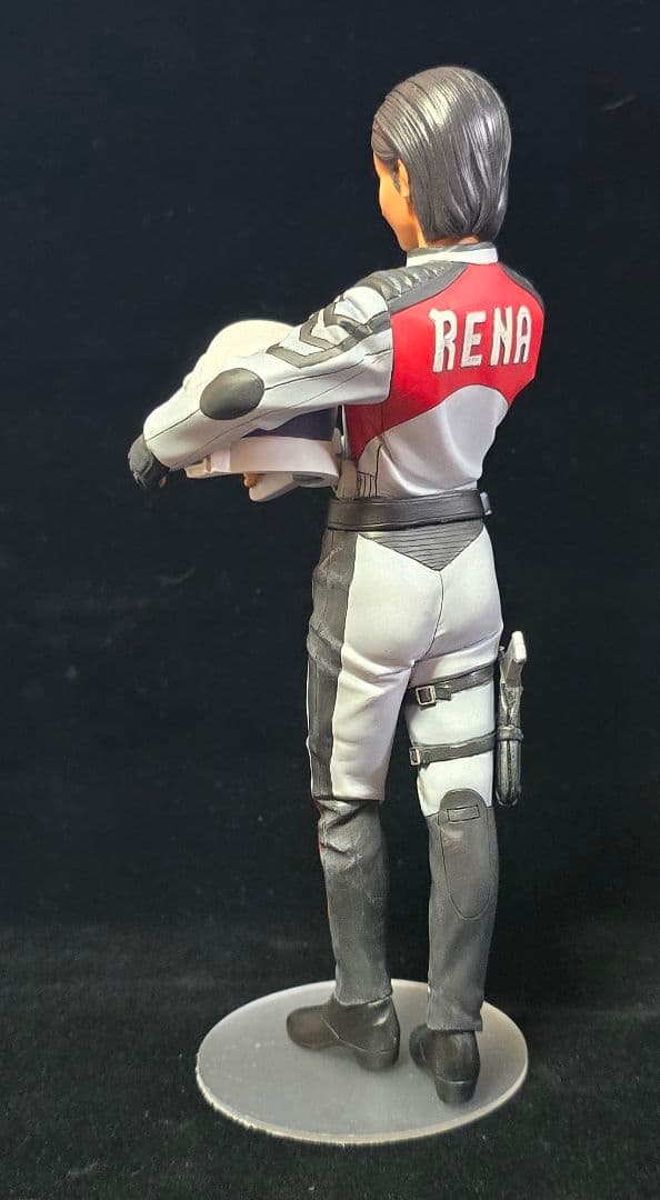 ウルトラマンティガ　レナ隊員　レジンキット完成品