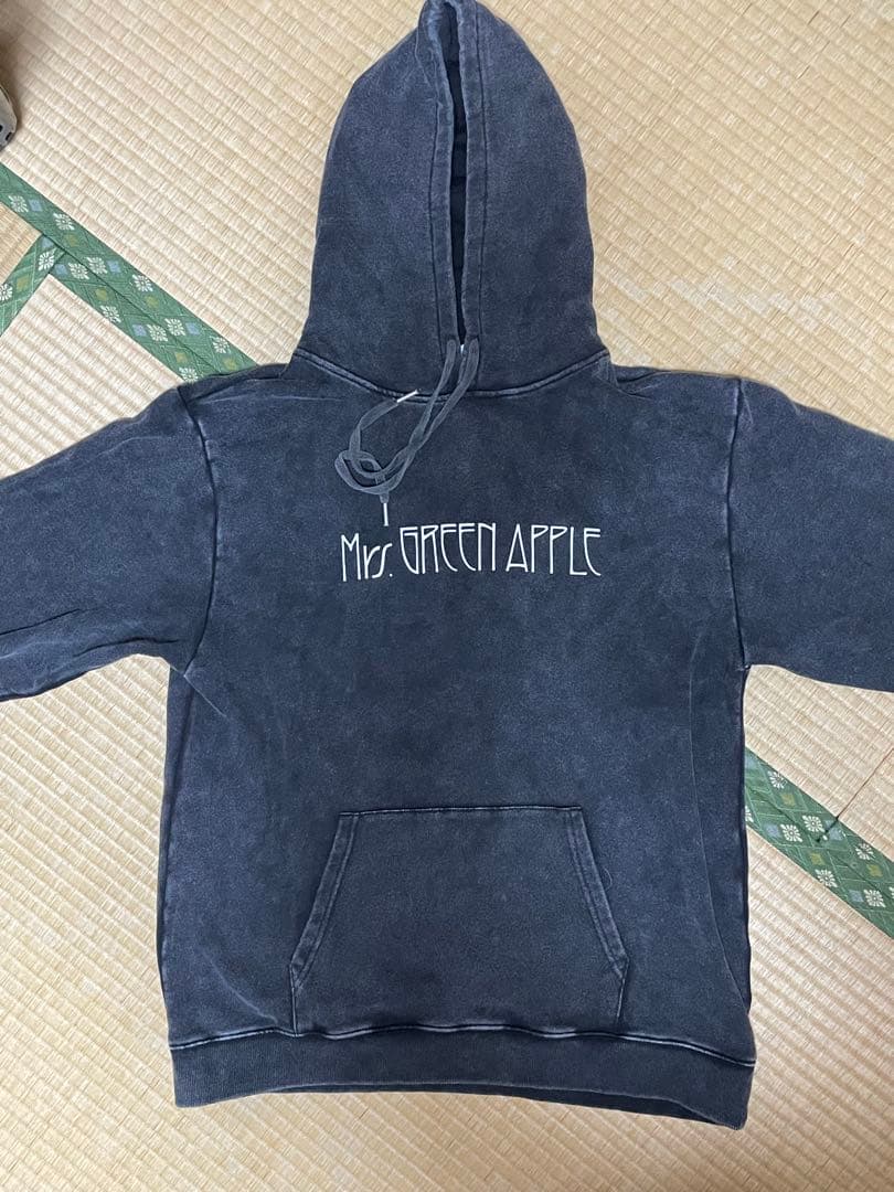 Mrs. GREEN APPLE フード付きパーカー