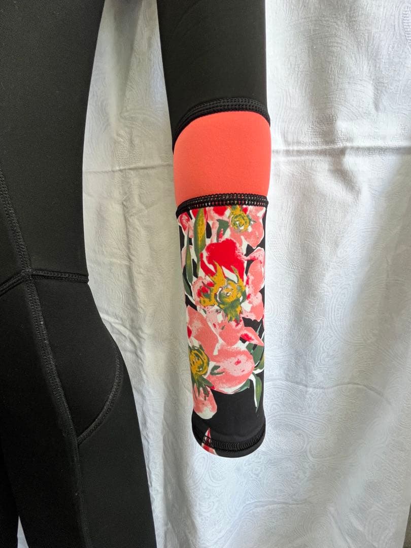 ロキシー　ROXY ウェットスーツ　フルスーツ 2.5mm AQUAα ブラック