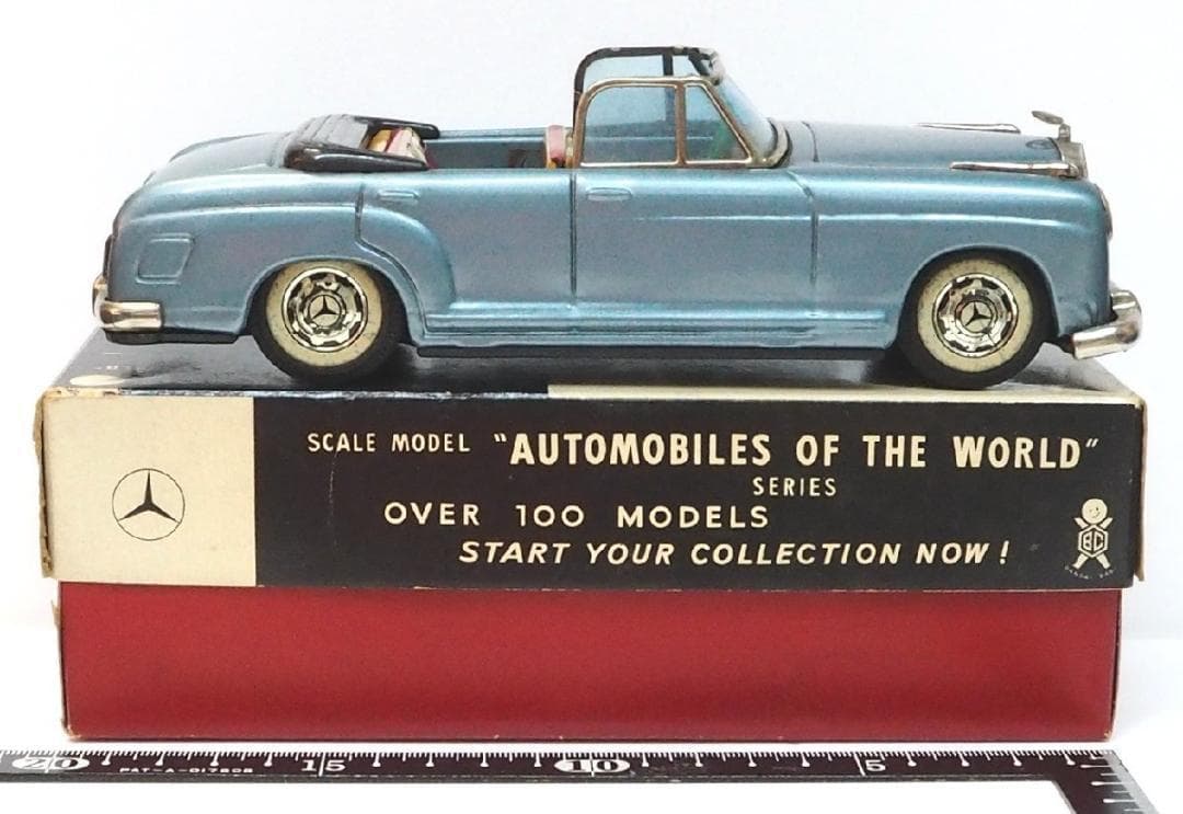 萬代屋【メルセデス ベンツ219コンバーチブル水色】ブリキ【箱付】tin car
