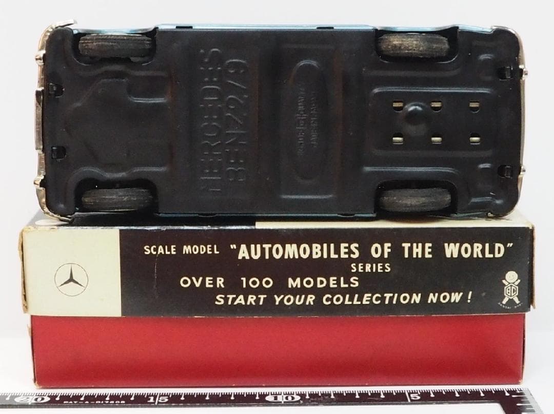 萬代屋【メルセデス ベンツ219コンバーチブル水色】ブリキ【箱付】tin car
