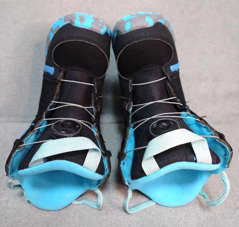 Burton Grom Boa 子ども用スノーボードブーツ 17.5cm