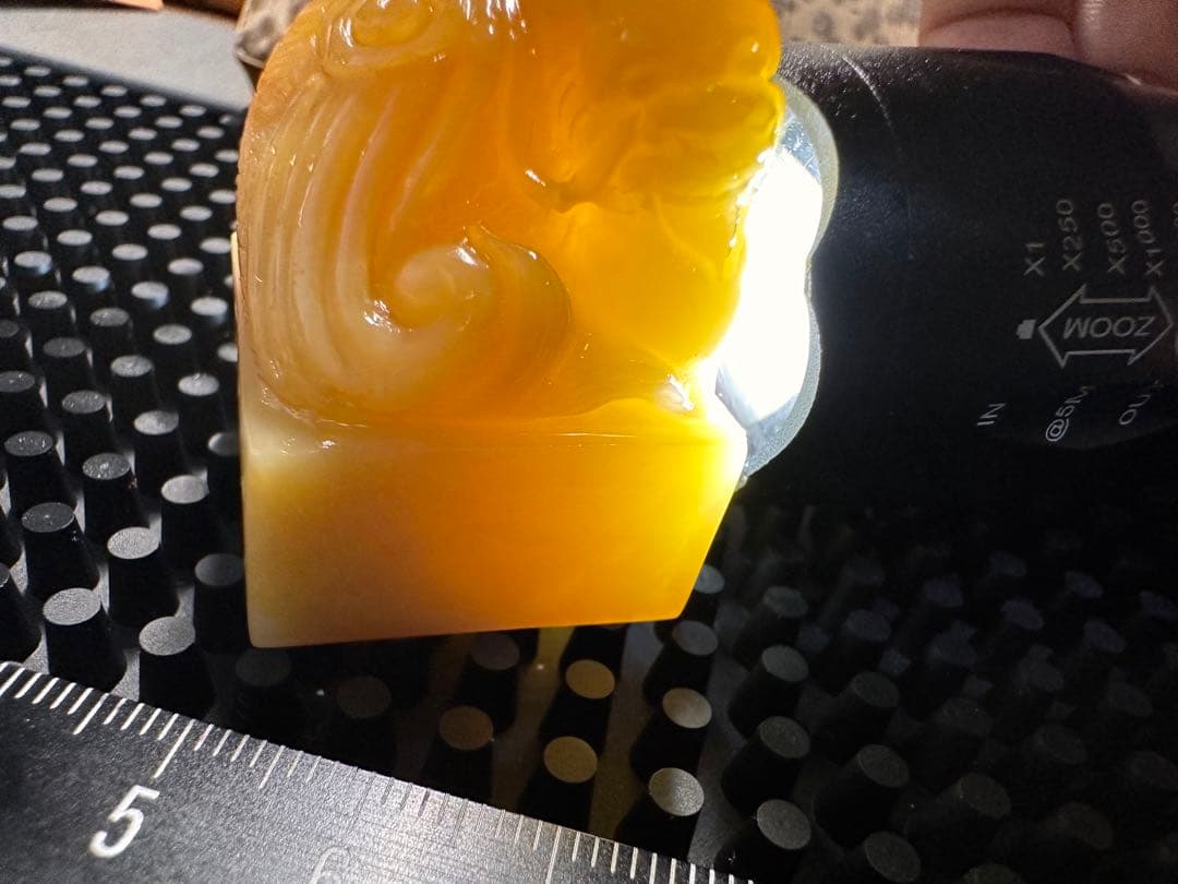 ラオス石　田黄　鳌魚　魚化龍　高級印材　箱付き　篆刻　書道　落款　雅号