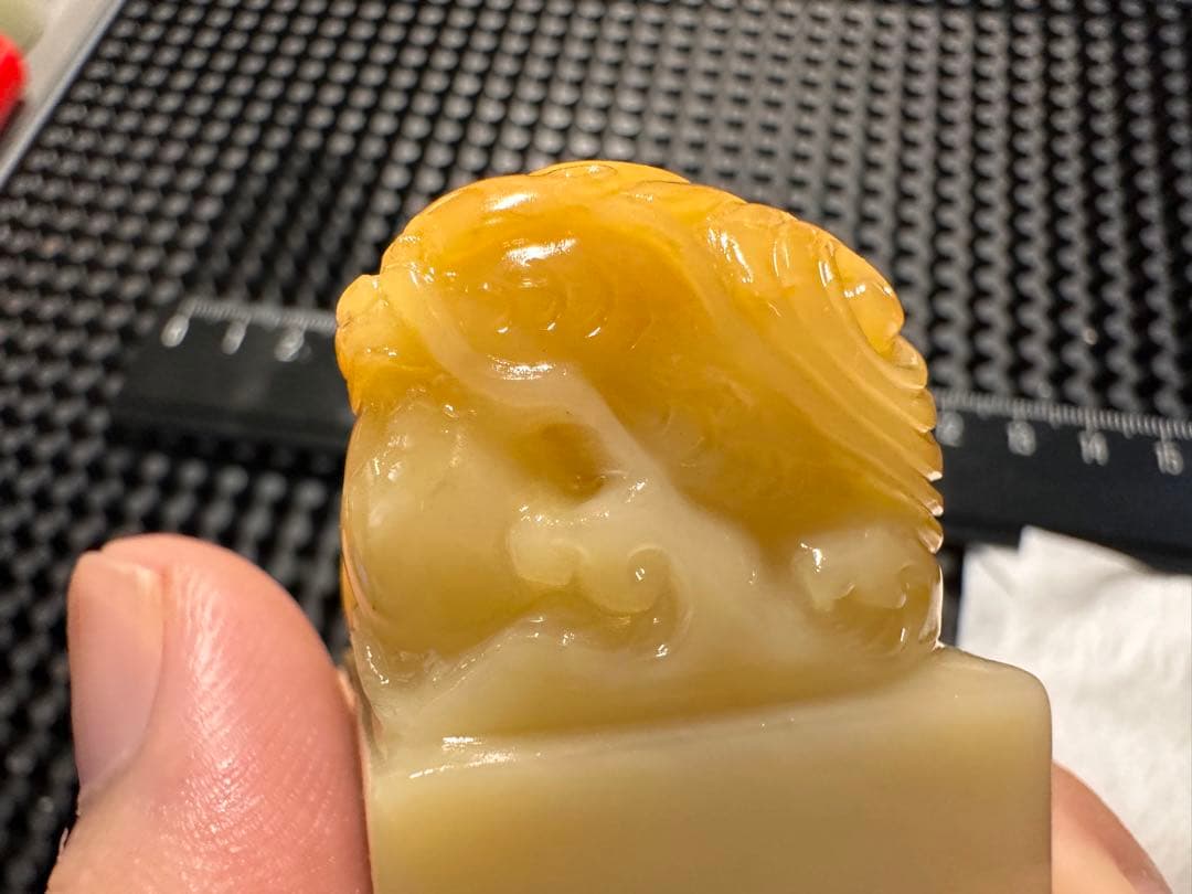 ラオス石　田黄　鳌魚　魚化龍　高級印材　箱付き　篆刻　書道　落款　雅号