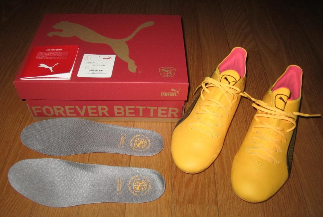 プーマのスパイク「キング アルティメット FG/AG」フォーエバー ファスター プーマのスパイク「キング アルティメット FG/AG」フォーエバー